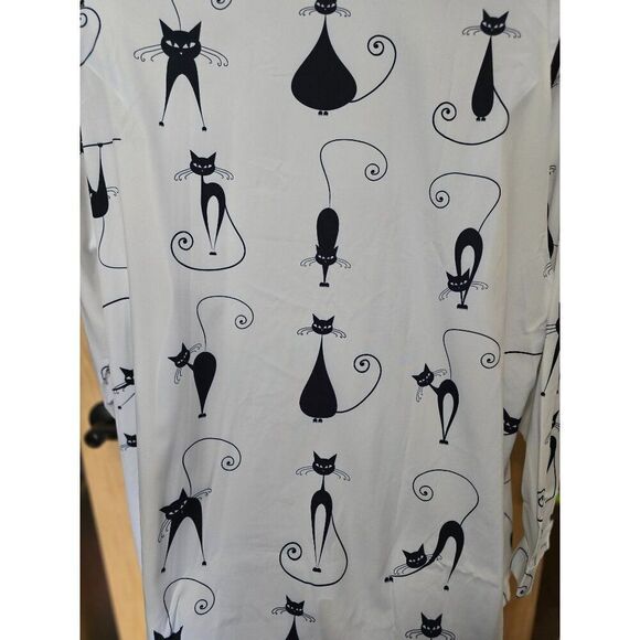 Black & White Cat Print Button-Up Shirt 4XL Long Sleeve Women 95% Polyester Fun - Picture 5 of 10
